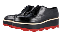 Prada Women's Black welt-sewn Leather Lace-up Shoes 1E935G