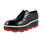 Prada Women's Black welt-sewn Leather Lace-up Shoes 1E935G