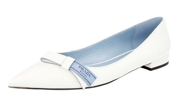 Prada Women's 1F3861 011 F0009 Leather Loafers