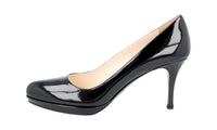 Prada Women's Black Leather Pumps / Heels 1IP268