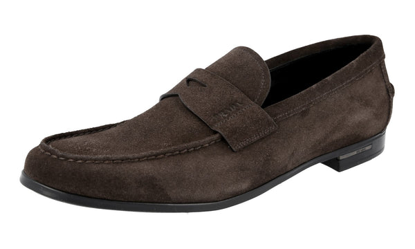 Prada Men's 2DA119 054 F0003 Leather Loafers