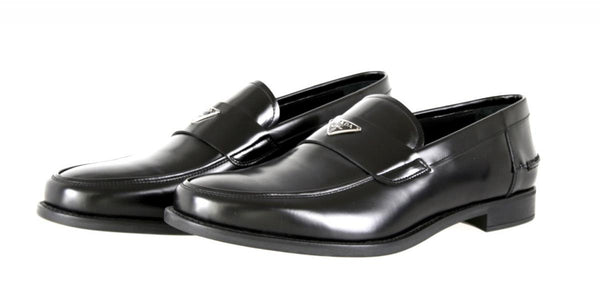 Prada Men's 2DC085 B4L F0002 welt-sewn Leather Loafers