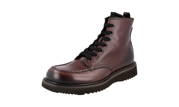 Prada Men's 2TG003 3B7R F0397 welt-sewn Leather Half-Boot
