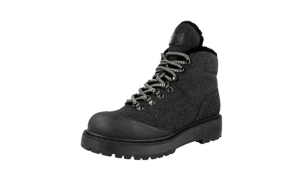 Prada Women's 3T5920 3OMQ F0B70 welt-sewn Textile Half-Boot