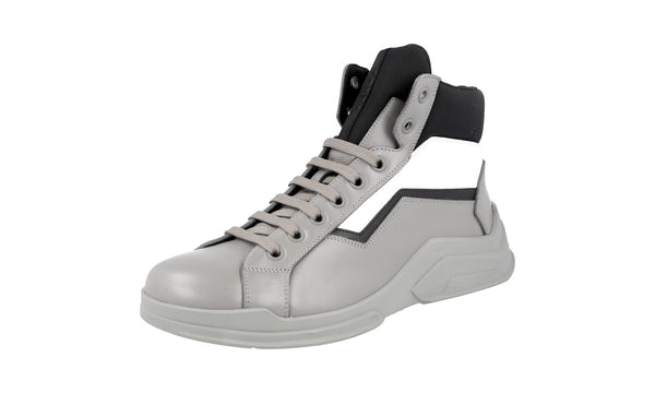 Prada Men's 4T2802 BSY F095E Leather High-Top Sneaker